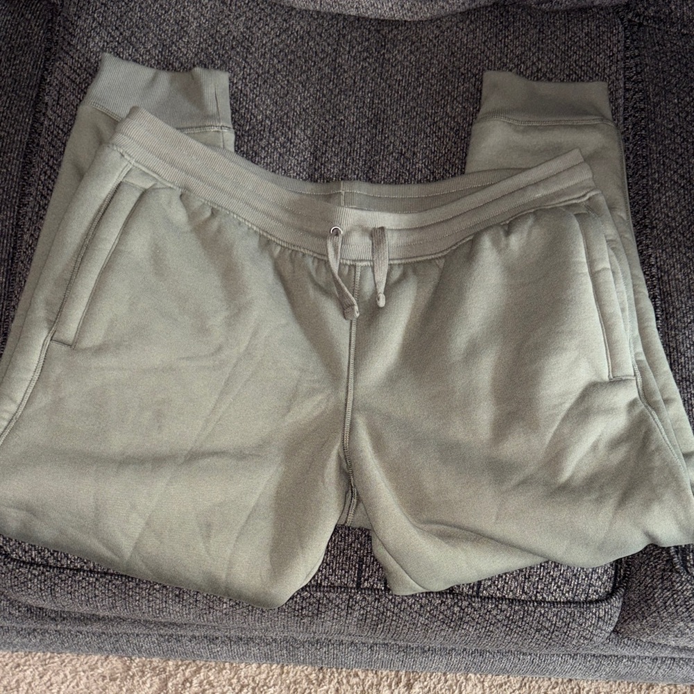 Green Sweatpants